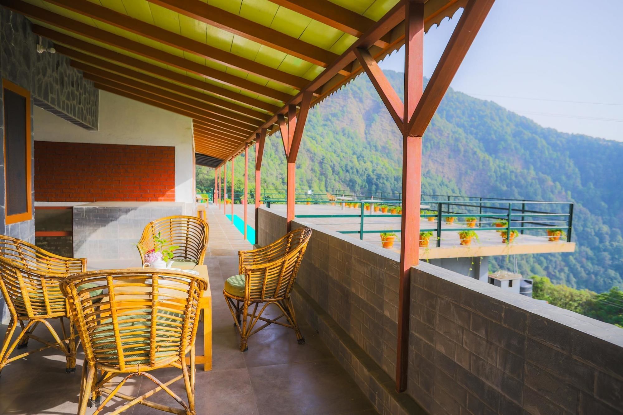 V Resorts The Nest Cottage Найнитал Экстерьер фото
